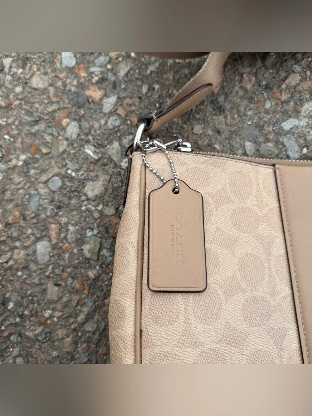 Coach Ellie Crossbody File Bag Shoulder Cream C Logo Strap Pockets Authentic